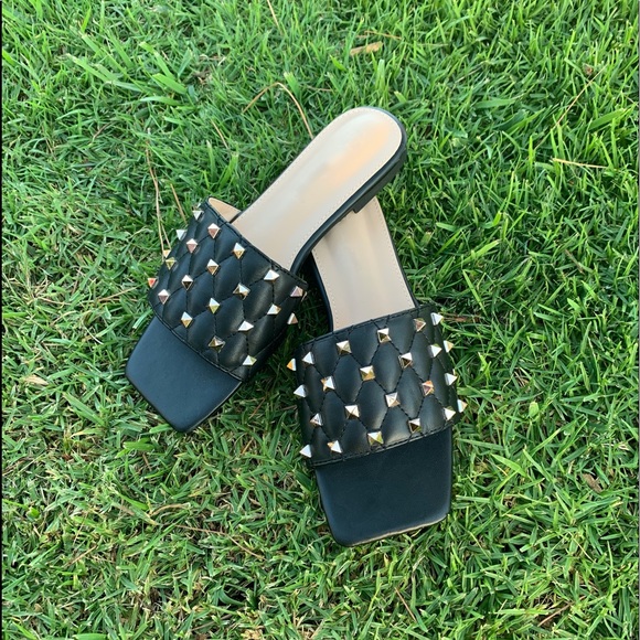 Black faux leather  Women Sandals - Picture 4 of 5